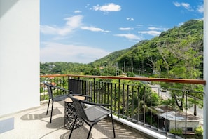 Deluxe apartment at Icon Park with panoramic views (12788)