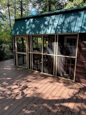 Newly screened in porch to enjoy the outdoors