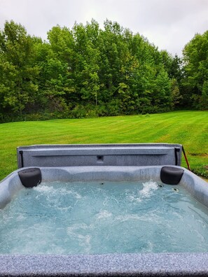 Back yard view from Hops View hot tub.