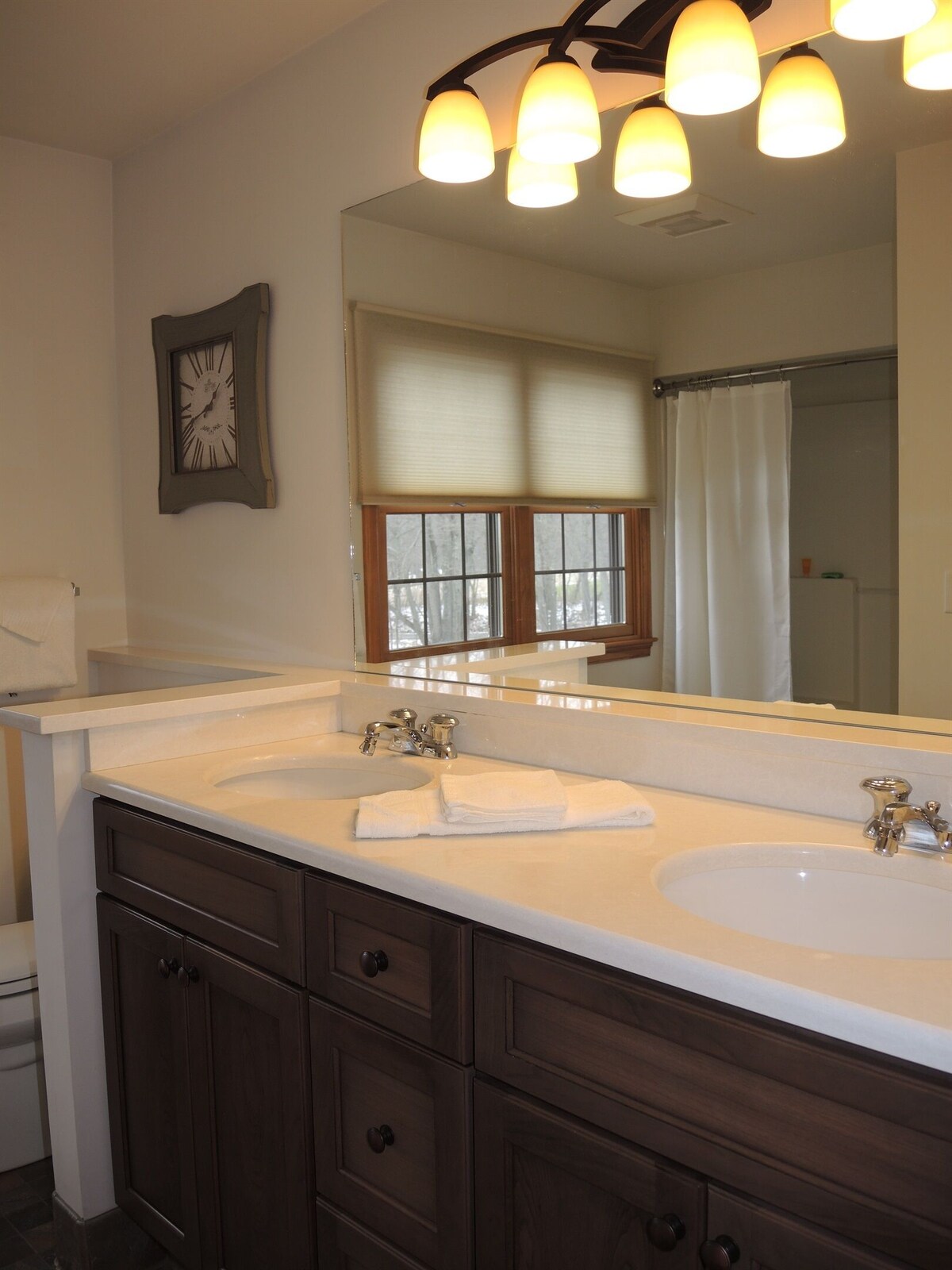 Bavarian Farm Hops View – Upscale apartment w/ hot tub