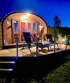 Loch Lomond Sunset Glamping Pod by night