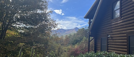 The view of Mt. Pisgah and the Blue Ridge Parkway.