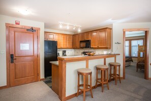 Furniture, Flooring, Hardwood, Kitchen Island, Indoors