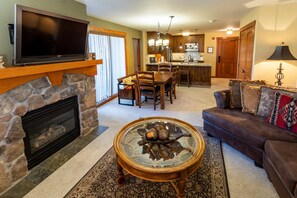 Living Room, Indoors, Room, Flooring, Screen