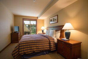 Furniture, Bedroom, Room, Indoors, Flooring