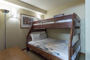 Furniture, Bedroom, Room, Indoors, Bed