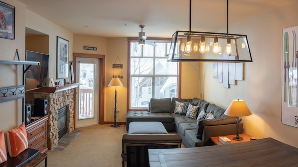 Living Room, Room, Indoors, Couch, Furniture