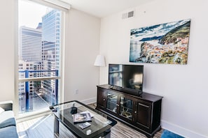 Furniture, Living Room, Indoors, Room, Building