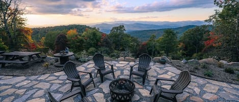 Fire Pit Area of the Mountain Oasis, overlooking Brevard and the mountains.