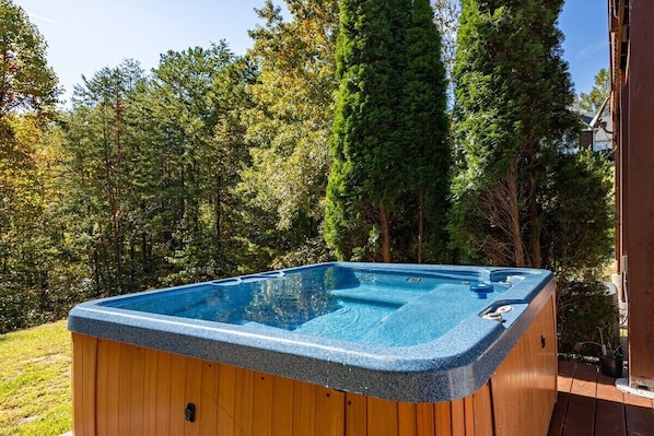 Bain à remous extérieur