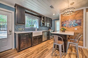 Kitchen | Dishwasher | Stove/Oven | Refrigerator | Crockpot