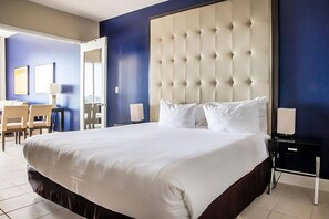 Comfortable Unit with King bed