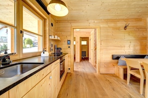 CASALPIN Chalets, Küchenzeile