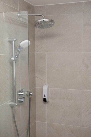 Flimewell park chalet shower