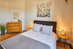 High Street, Skelton-in-Cleveland - Host & Stay