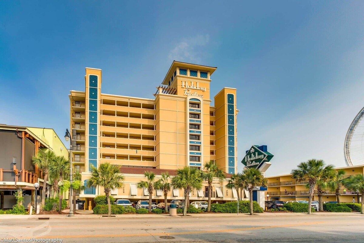 Paradis By Casanita | Oceanfront Lux Designer Unit