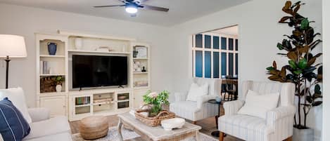 Spacious living room.