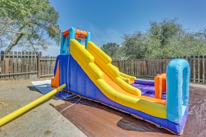 Backyard | Inflatable Playground