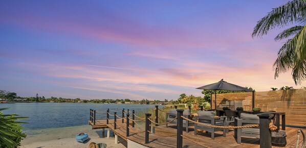 Indulge in the soothing serenity of luxury.