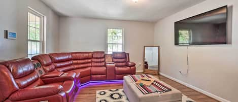 Greensboro Vacation Rental | 3BR | 2BA | 1,120 Sq Ft | Stairs Required to Access