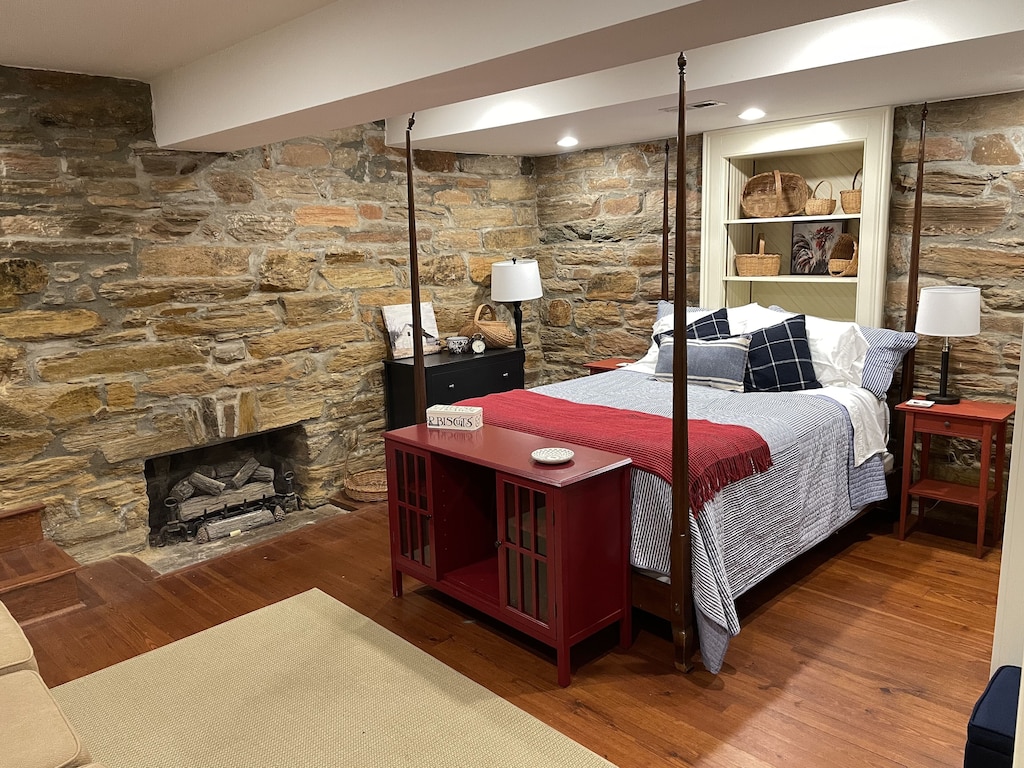 New Baltimore Rentals