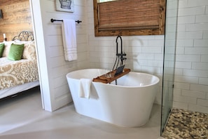 Soaking tub with reading tray - unwind in the pines