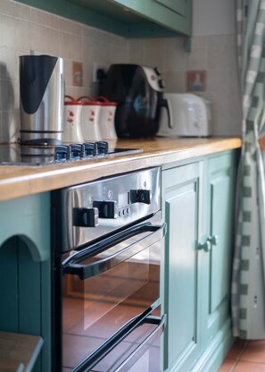 Kitchen Detail (1)