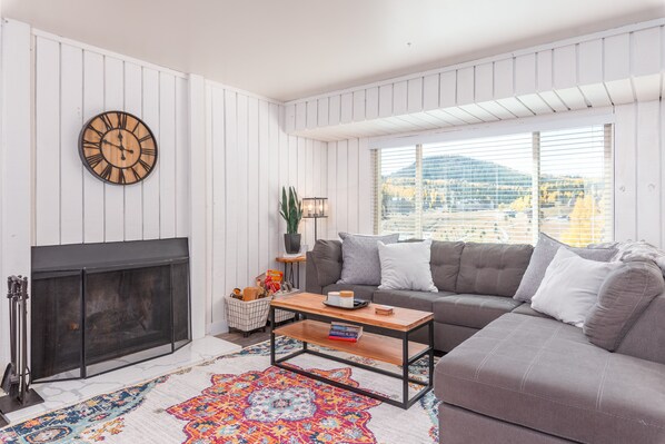 Living room 1