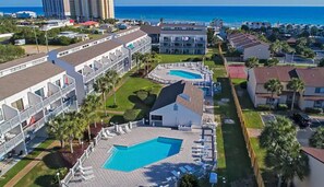 Endless Summer Resort
