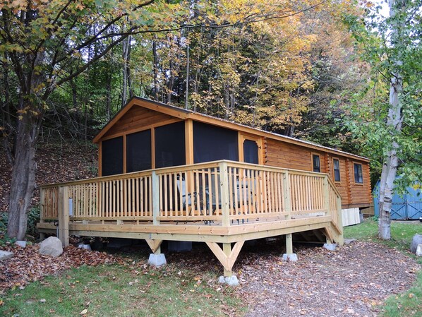 Terrace Lawn Cabin