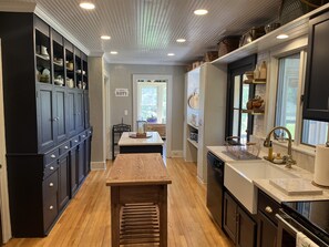 Beautifully renovated farmhouse kitchen