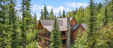 Welcome to the quintessential mountain home