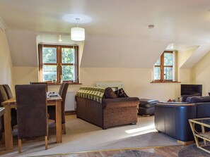 Living room/dining room | The Weavers Loft, Capel Dewi