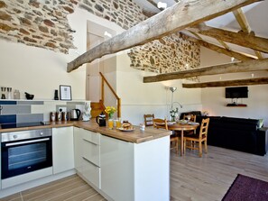Open plan living space | Blackbird Cottage, Umberleigh
