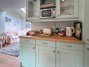 Open plan living space | The Boathouse - The Quay, Waldringfield