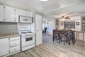 Kitchen | Dining Area