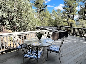 Large deck with breathtaking views, fire table and outdoor heater