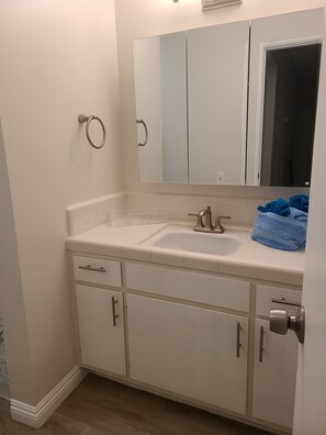 Jack and Jill sink 1