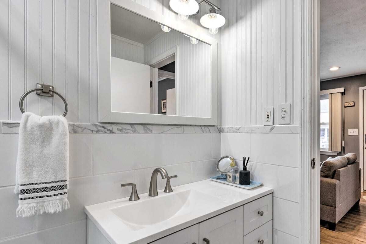 Homelike, peaceful and centrally- home located in the hamlet of Rocky  Point  NY