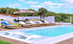 Pool. Stavento Suite | HotelPraxis Group