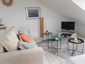 Séjour coin TV