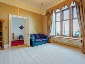 Sitting room | The Old Nunnery - The Old Nunnery and Retreat, Skelmorlie, near Largs