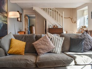 Living room | The Wing Swifts, Milverton