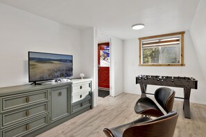 Spielezimmer