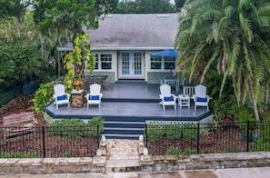 Welcome to the Lakeside Retreat!