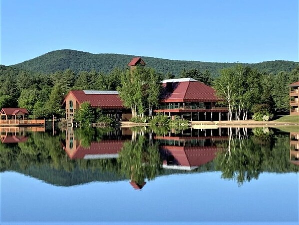 State of the art Recreation Center - where the fun is!  Easy check-in/out!