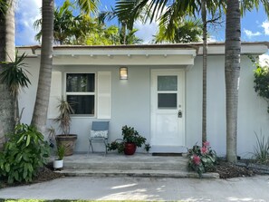 Front porch entrance with lock box