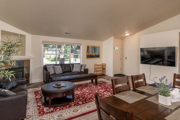 Open Floor Plan: Living Room, dinning room and Kitchen in one space at one level