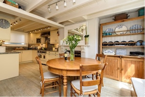 Wonderful kitchen with all modern amenities.