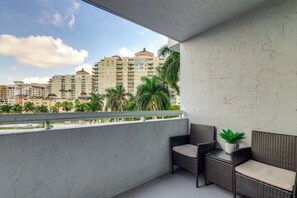Covered Balcony | Free WiFi